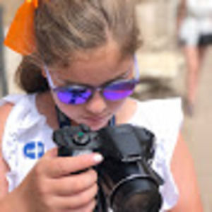 Meet your Posher, Amparo